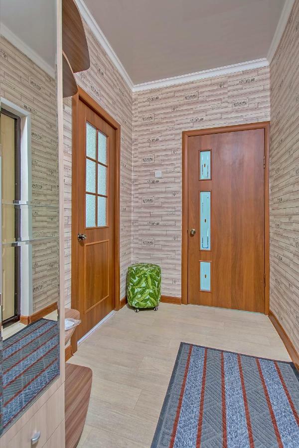 Cozy Apartment On Rozybakiev 145. Atakent Almaty Esterno foto