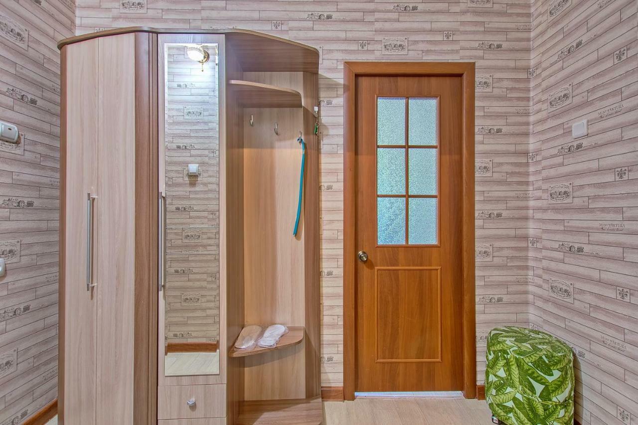 Cozy Apartment On Rozybakiev 145. Atakent Almaty Esterno foto